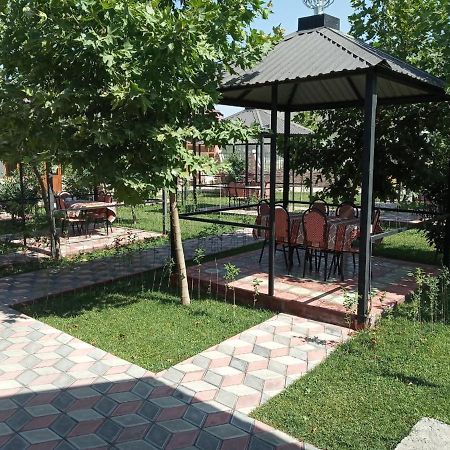 Seki Qonaq Evi Motel Buitenkant foto