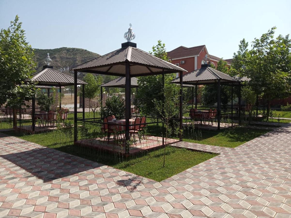Seki Qonaq Evi Motel Buitenkant foto