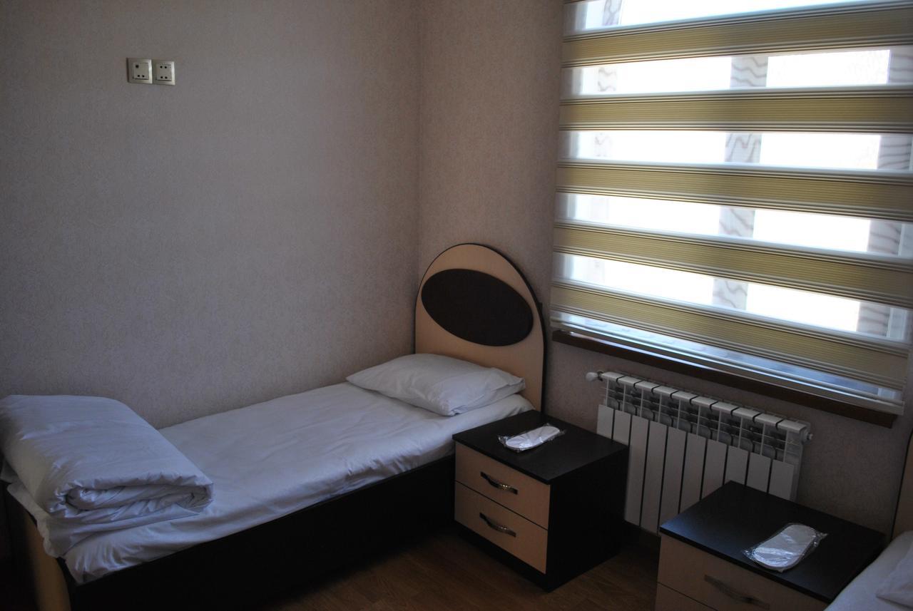 Seki Qonaq Evi Motel Buitenkant foto