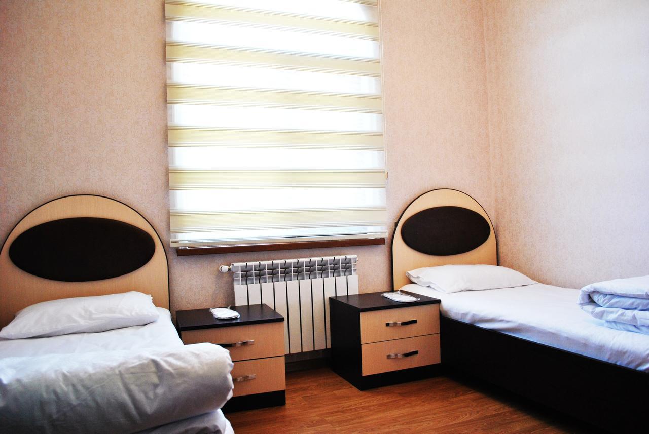 Seki Qonaq Evi Motel Buitenkant foto